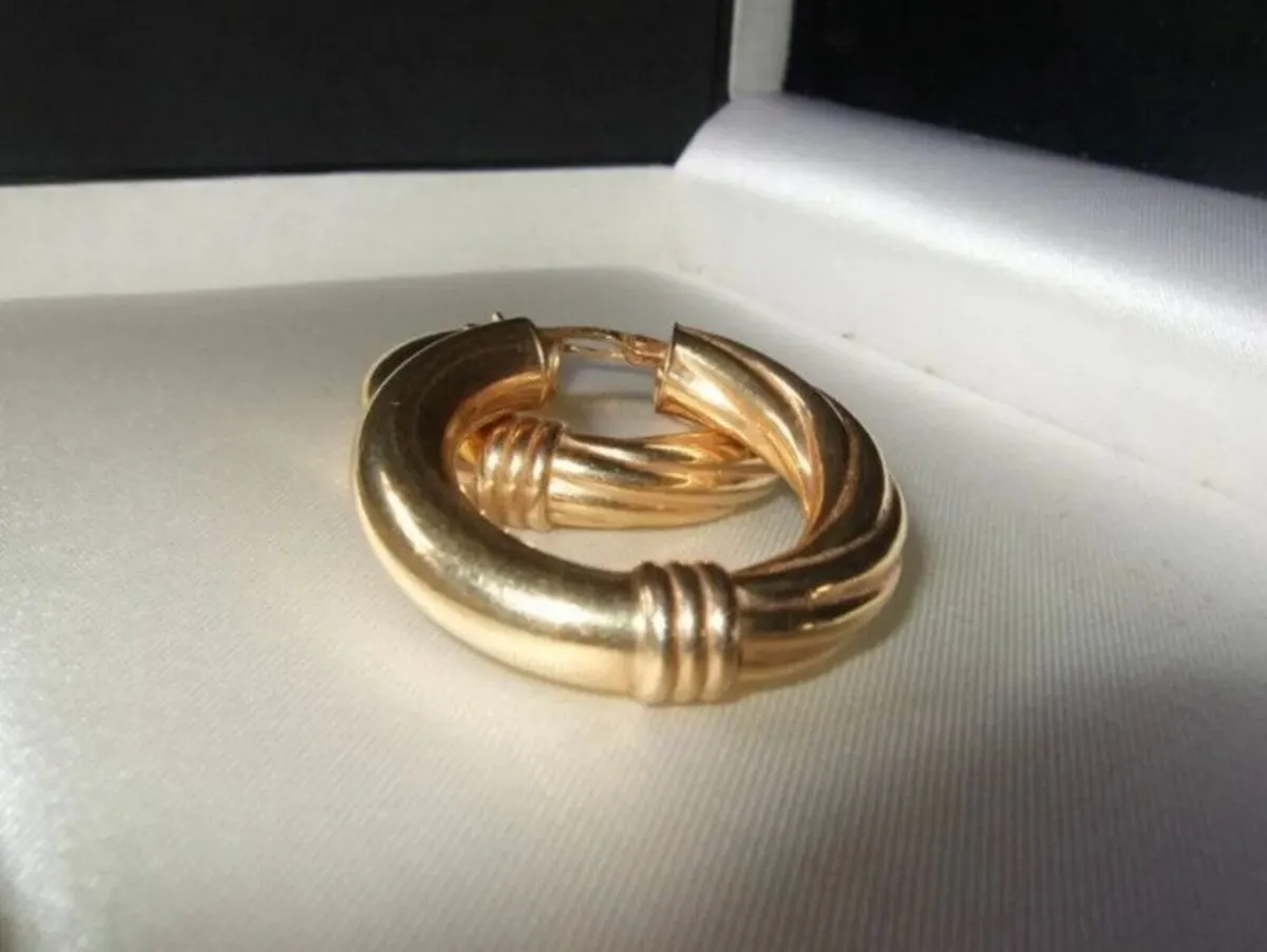 Vintage Hallmarked 9ct Gold Hoops - Image 3