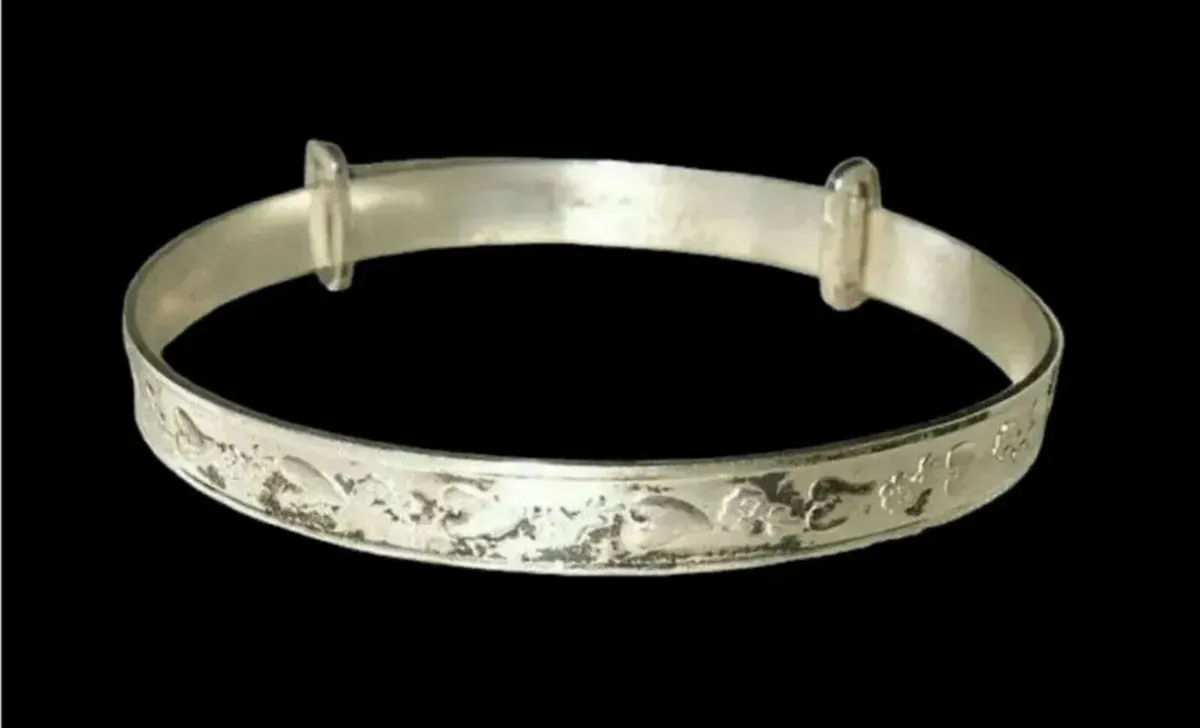 Vintage Hallmarked Silver Baby Bangle - Image 3