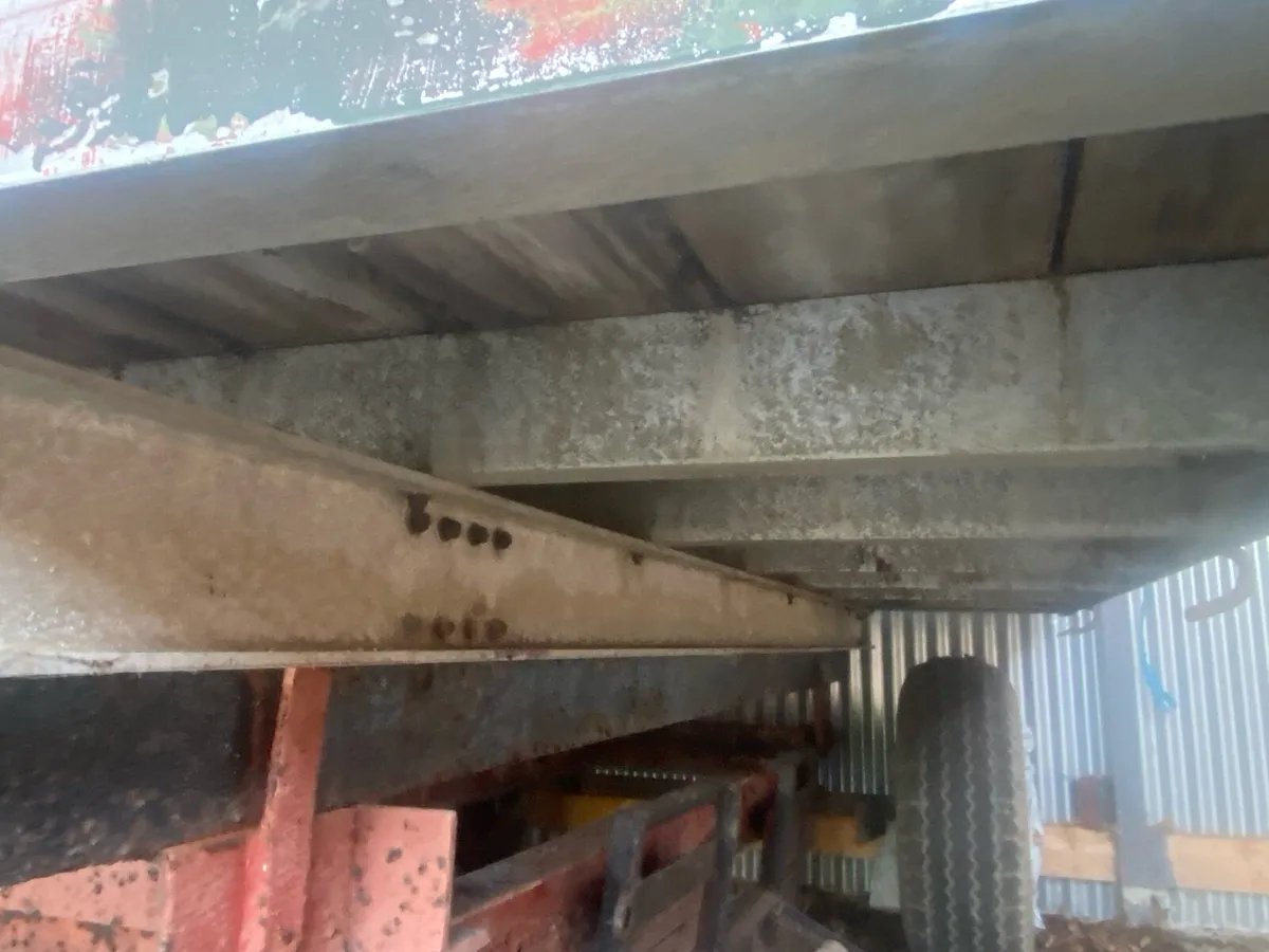 Turf tipper trailer - Image 4