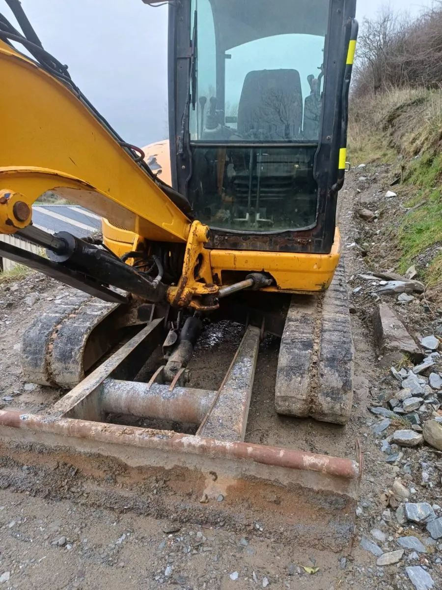 Jcb 8050 - Image 4