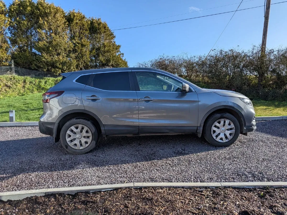 Nissan Qashqai 2021 / Automatic / Low Miles - Image 1