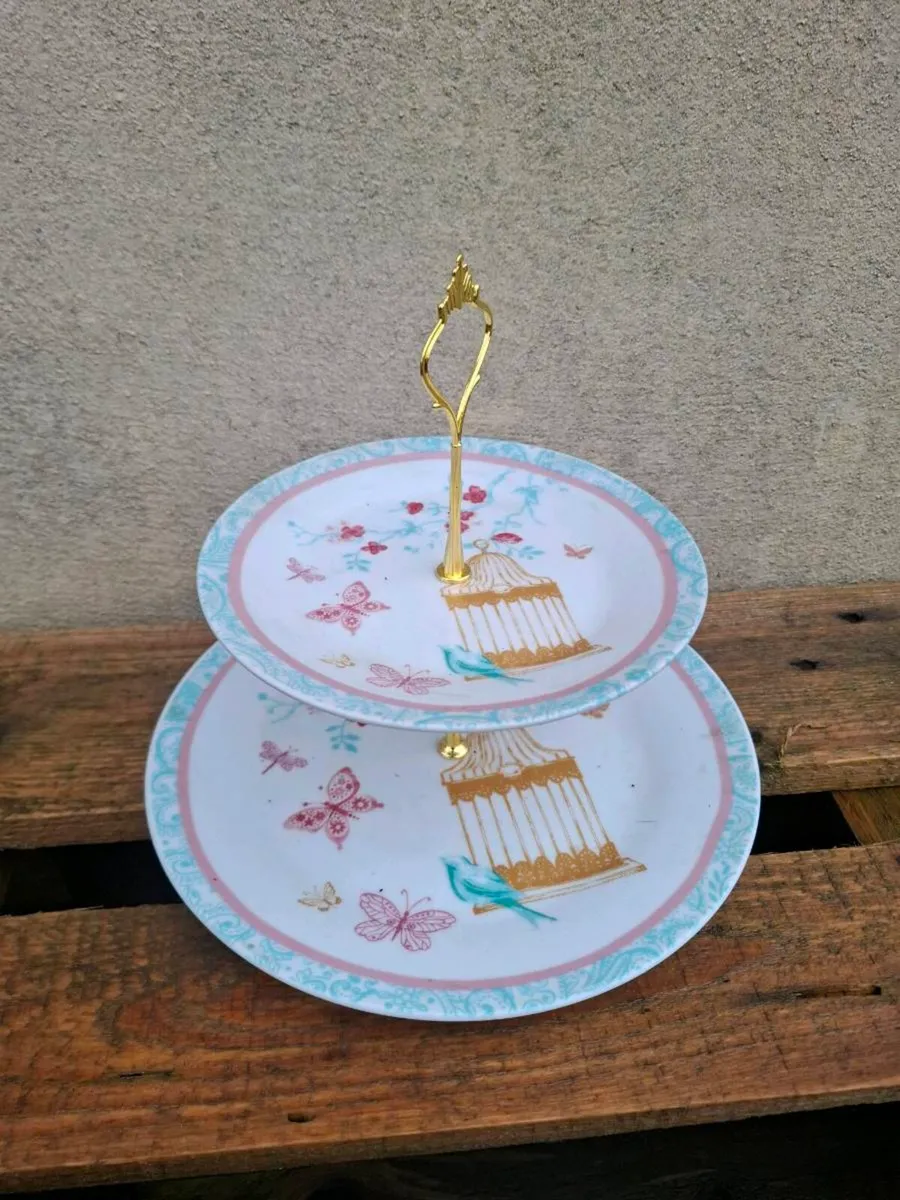 Bird china cake stand