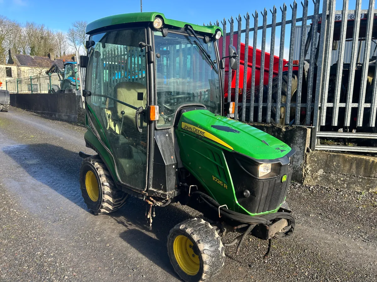2017 John Deere 1026R Compact Tractor - Image 3