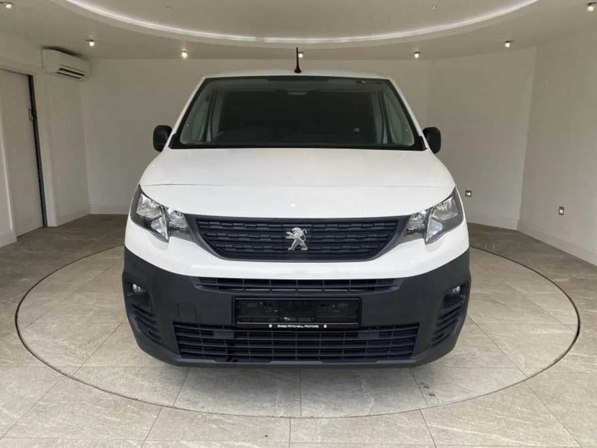 Peugeot Partner STANDARD  1000 1.5 BlueHDi 100 Gri - Image 2