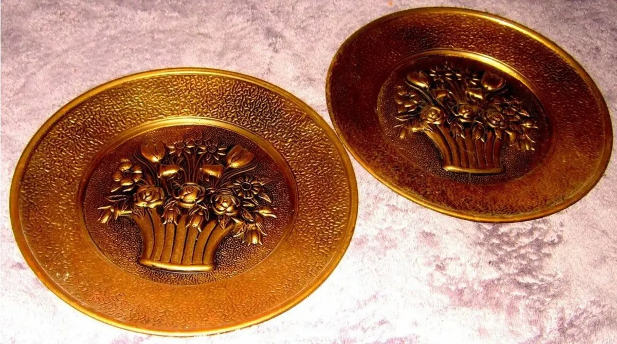 Pair Of Vintage Brass Decorative Plates - Image 3