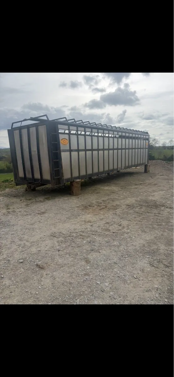 Cattle trailer - Image 2