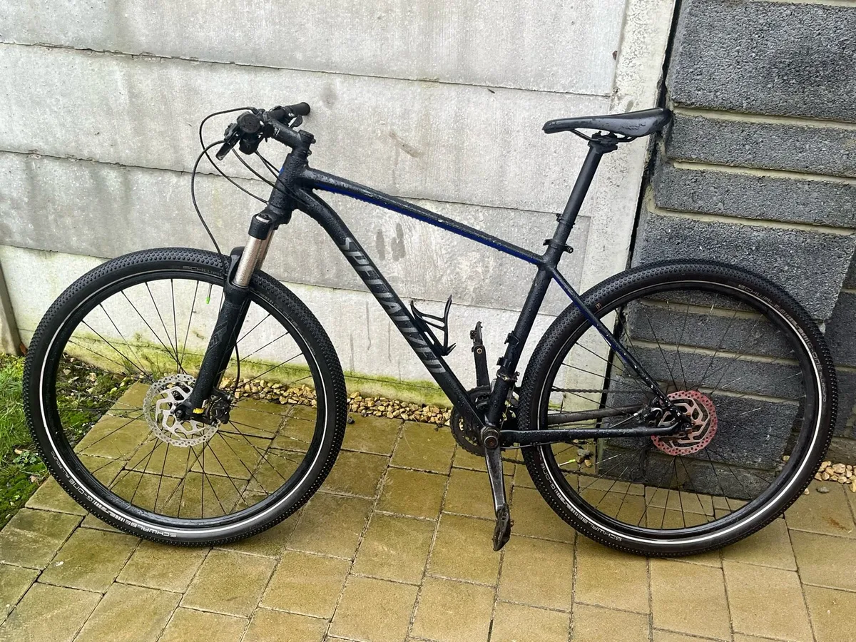 Mountain bike - Image 1