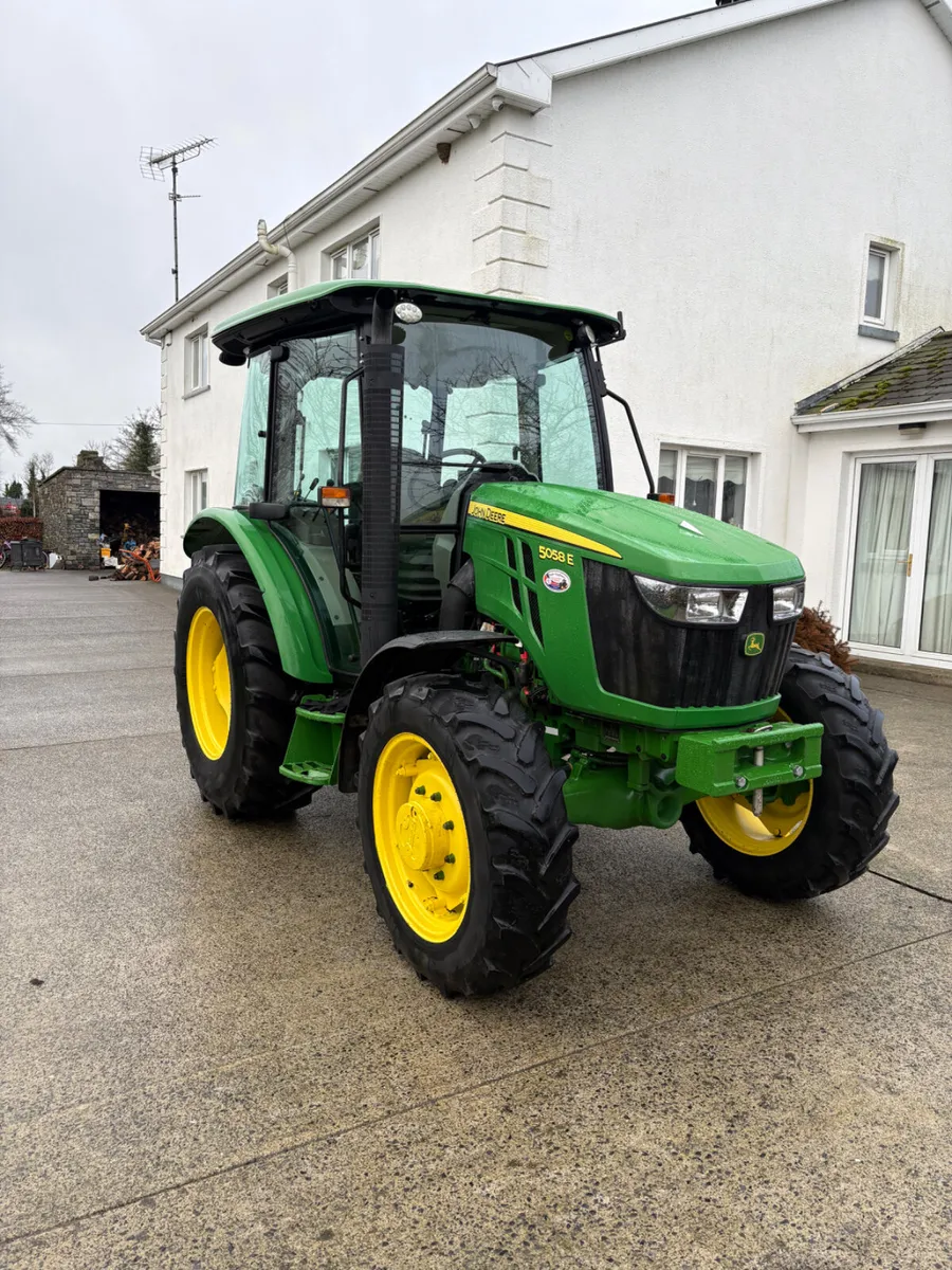John Deere Tractor - Image 3