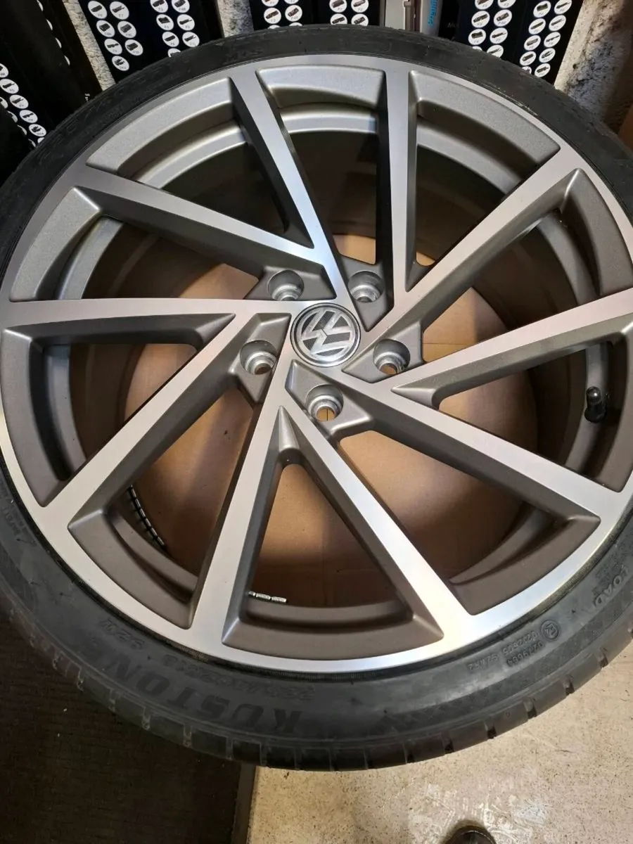 Alloy wheels - Image 3