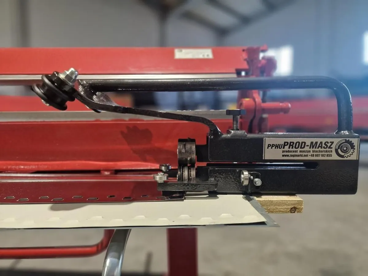 sheet metal perforating device, sheet metal folder - Image 2