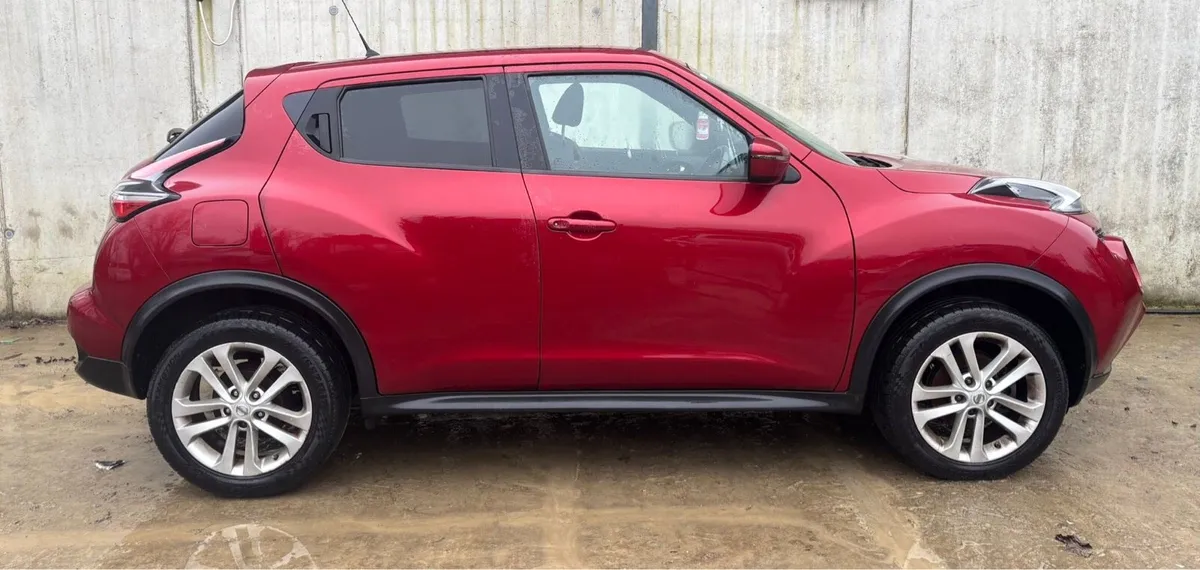 2016 Nissan Juke for parts - Image 2