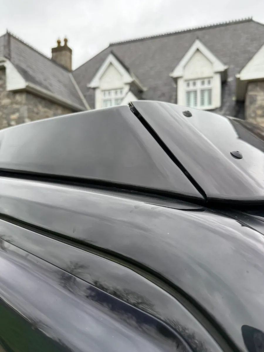 Vogue Expeditions Roof Rack & Rock Sliders - Image 2