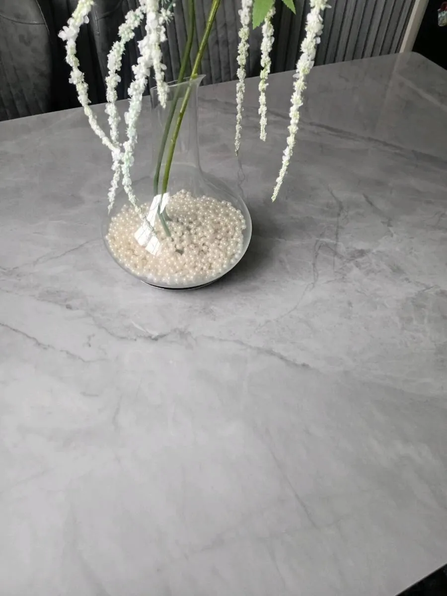 Kitchen table - Image 4