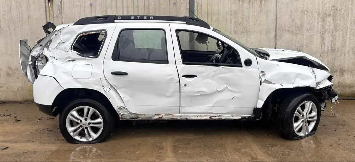 2018 Dacia duster parts - Image 3