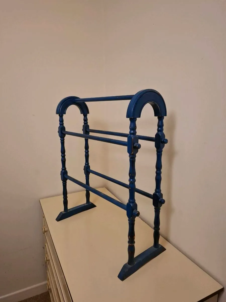 Vintage Towel Rail - Image 3
