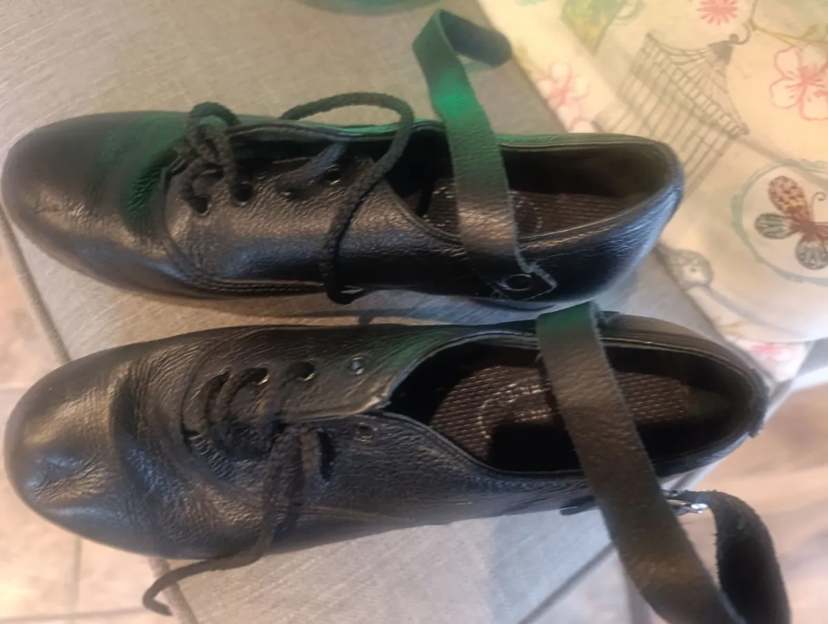Irish dancing shoes - Image 2