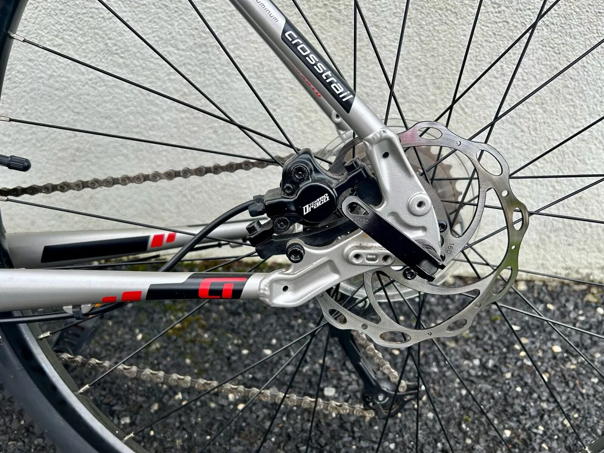 Specialized Crosstrail Mountain Bike - Image 4