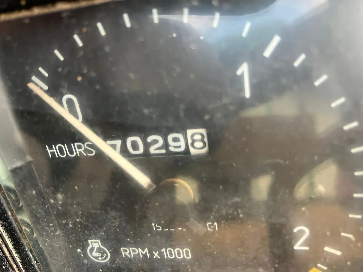 CASE 895 2WD - Image 4