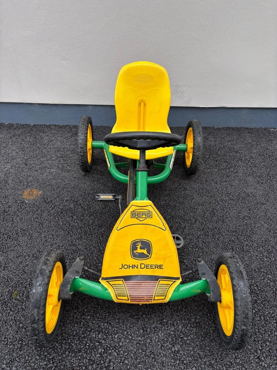 Berg John Deere go kart - Image 1
