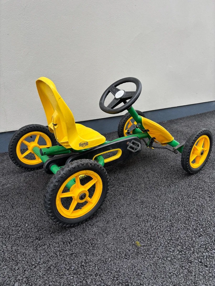 Berg John Deere go kart - Image 3