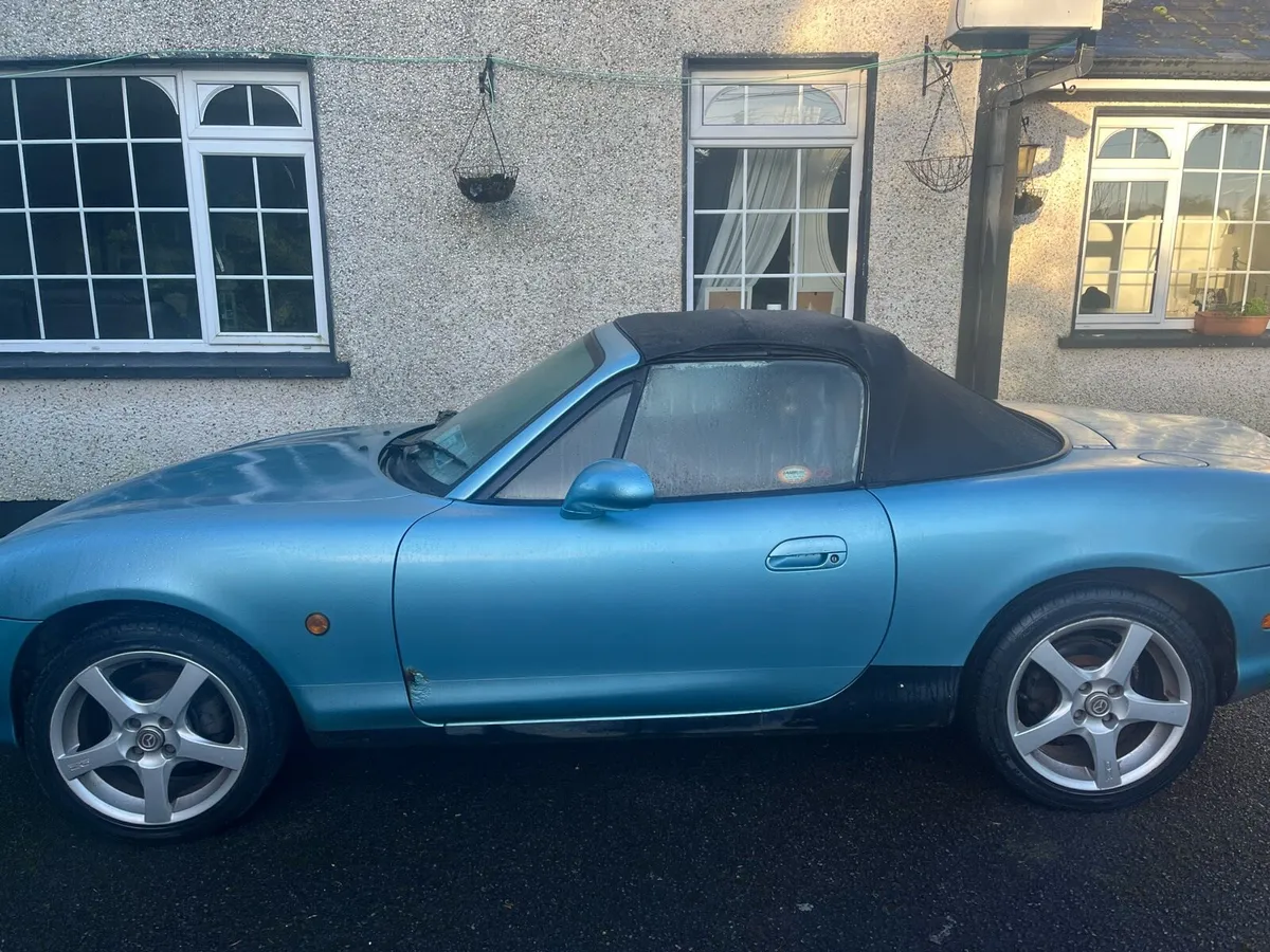 Mx5 car - Image 3
