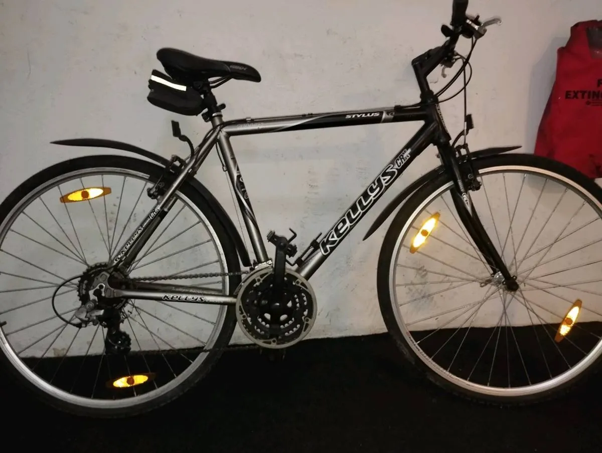 Men's 28inch hybrid - Image 1