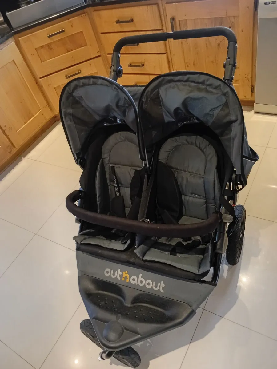 Out n about buggy - Image 3