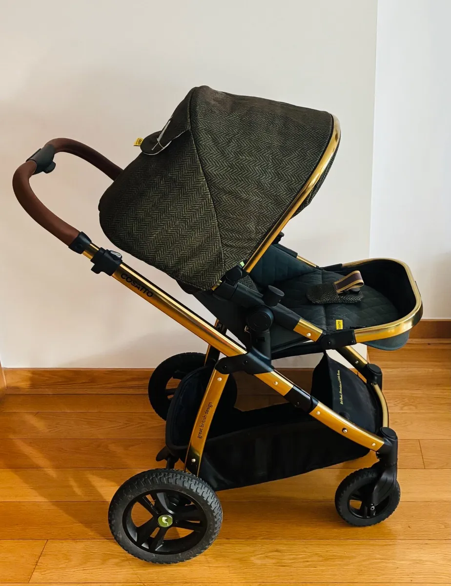 Buggy/Pram and Travel System - Image 1