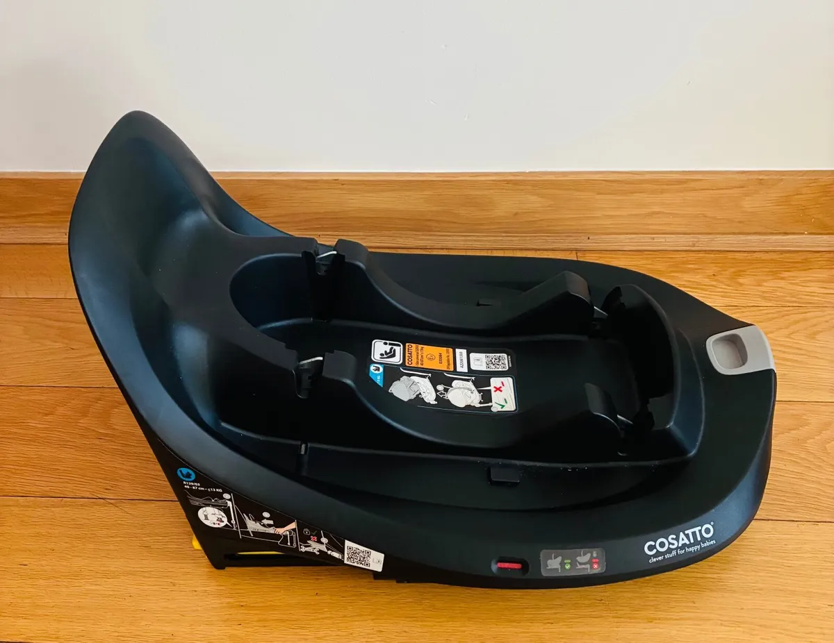 Buggy/Pram and Travel System - Image 4