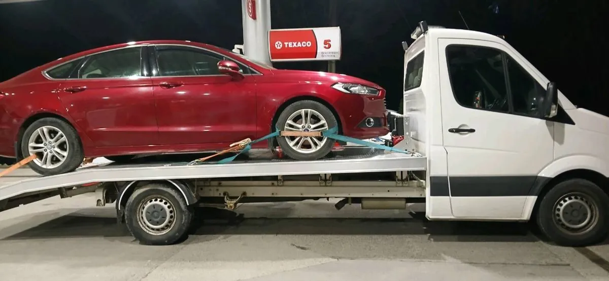 Car recovery and transport. - Image 3