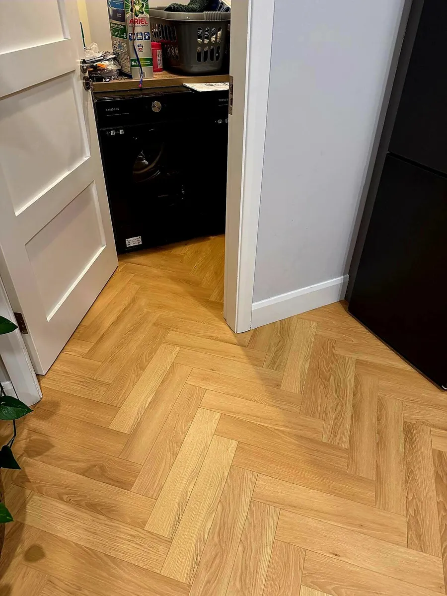 Timber floor fitter - Image 3