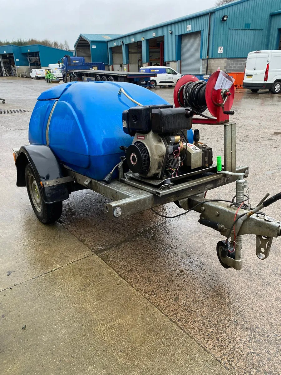 2020 1100LTR 3000PSI DIESEL WASHER BOWSER - Image 1