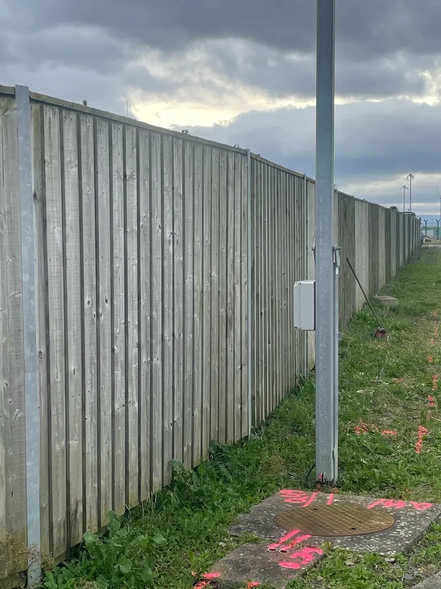 Fence panels - Image 2