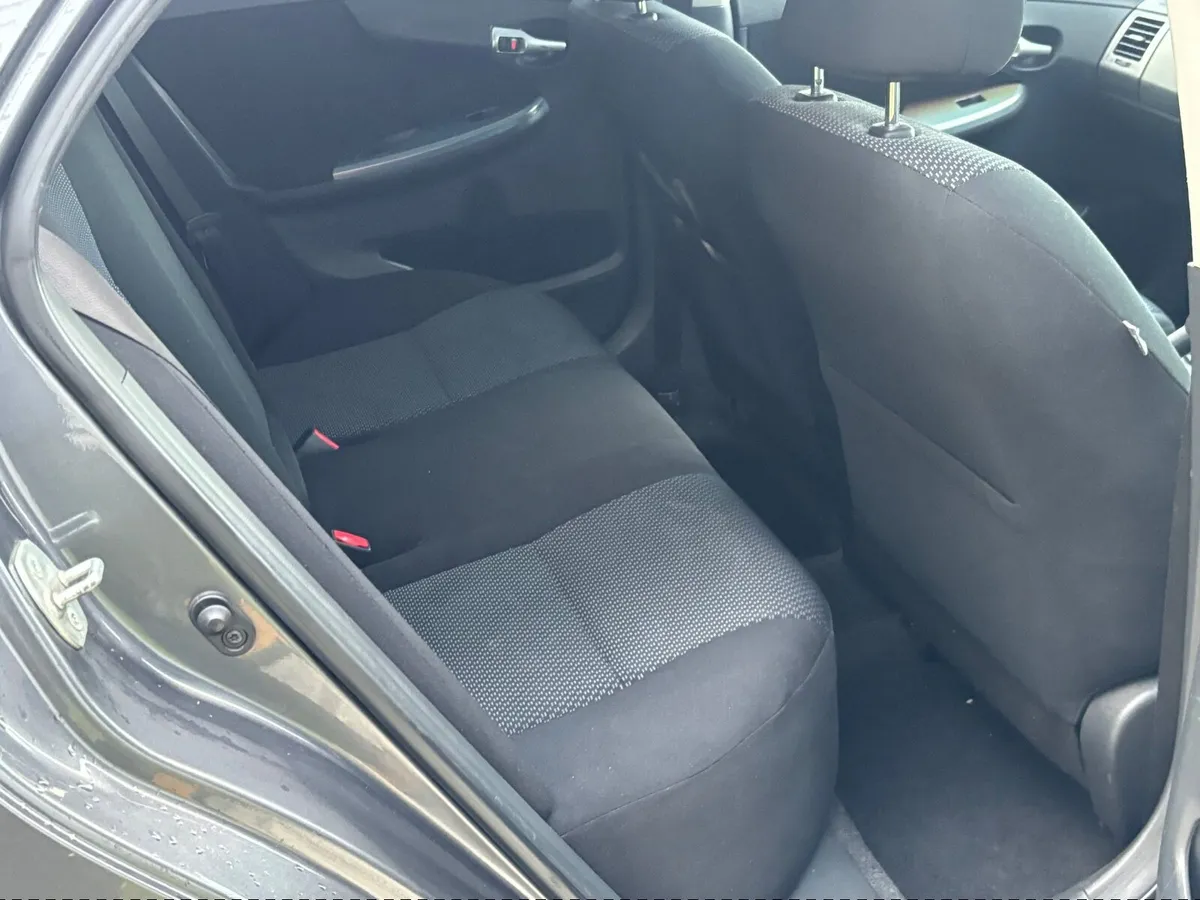 Toyota Corolla 1.4 D4D 2011 - Image 3