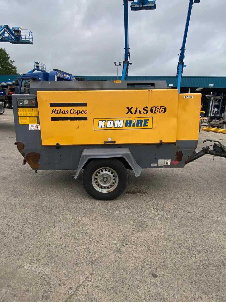 2014 ATLAS COPCO XAS186 400CFM COMPRESSOR - Image 1