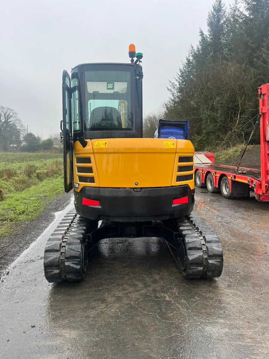 2022 SANY  SY50U  5 Tonne mini digger - Image 2