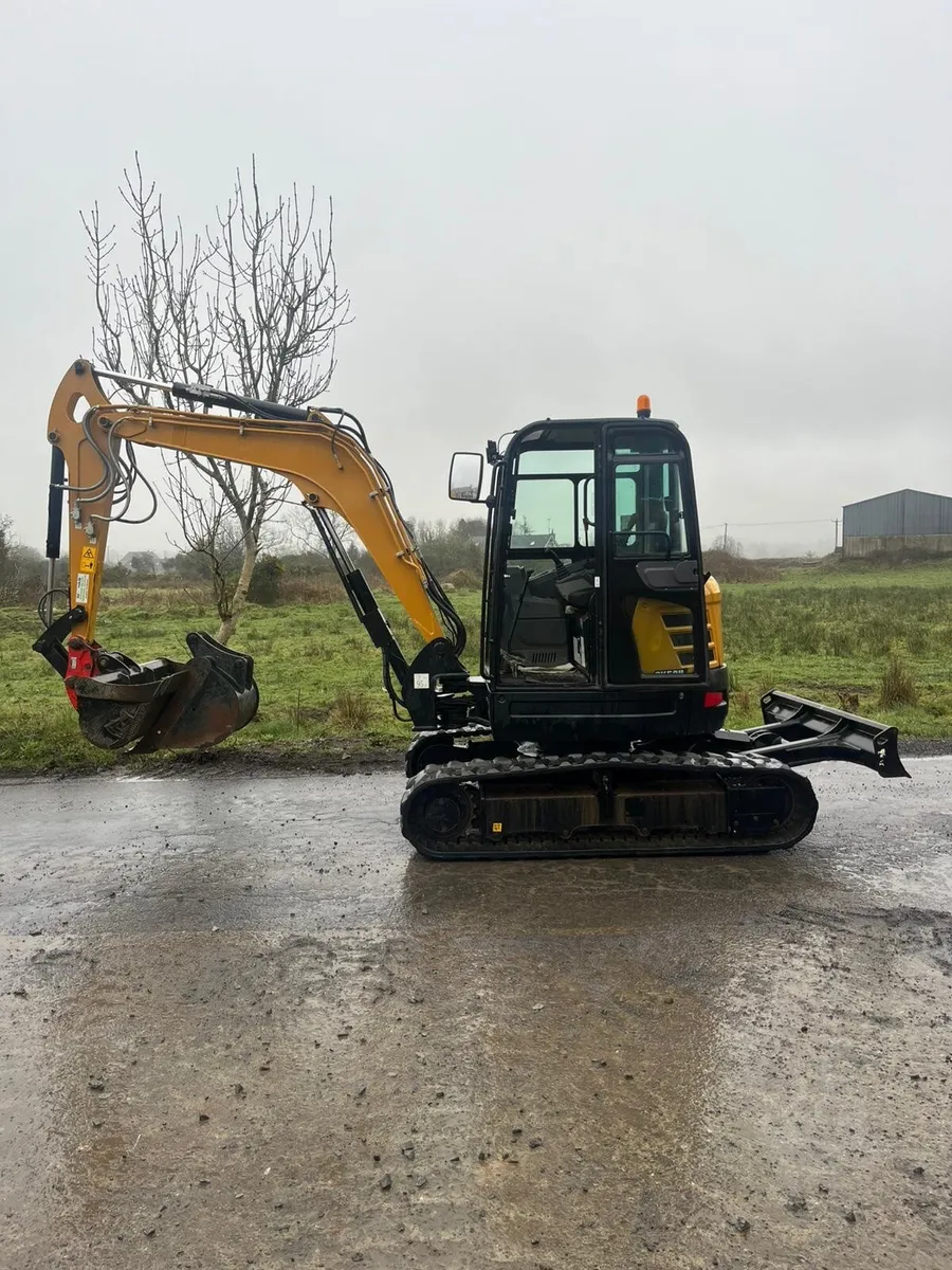 2022 SANY  SY50U  5 Tonne mini digger - Image 1