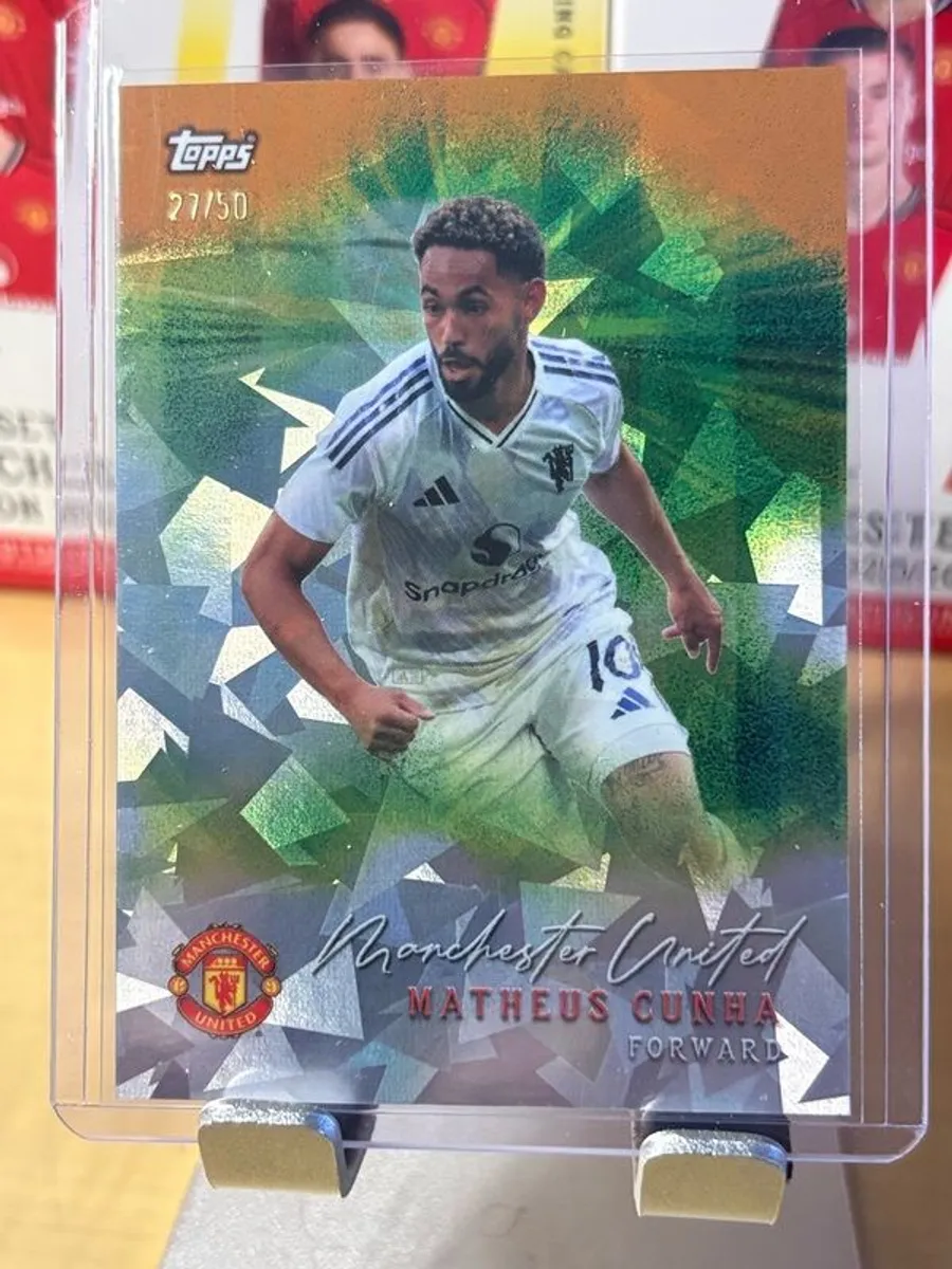 Topps Man Utd team set cards, message for price - Image 3