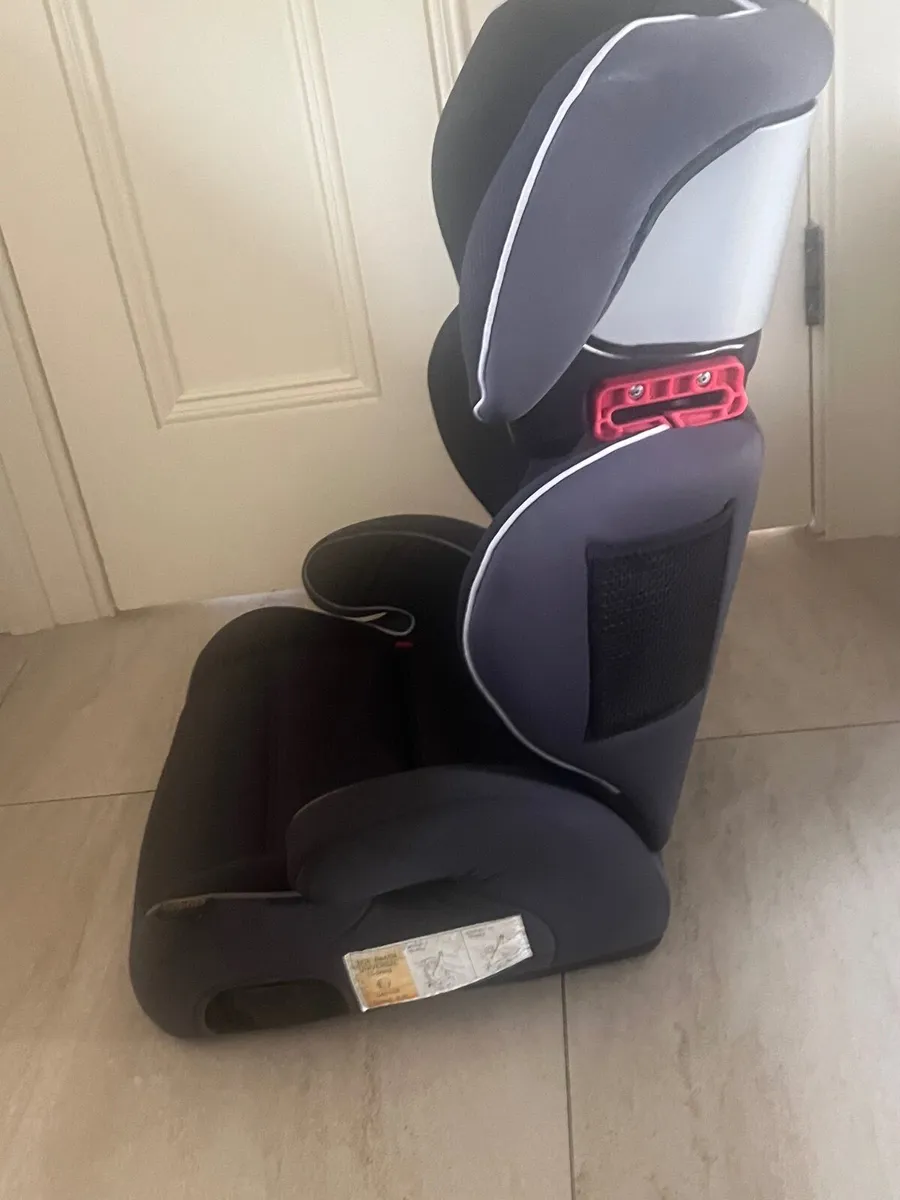 Children’s Car Seat - Image 3