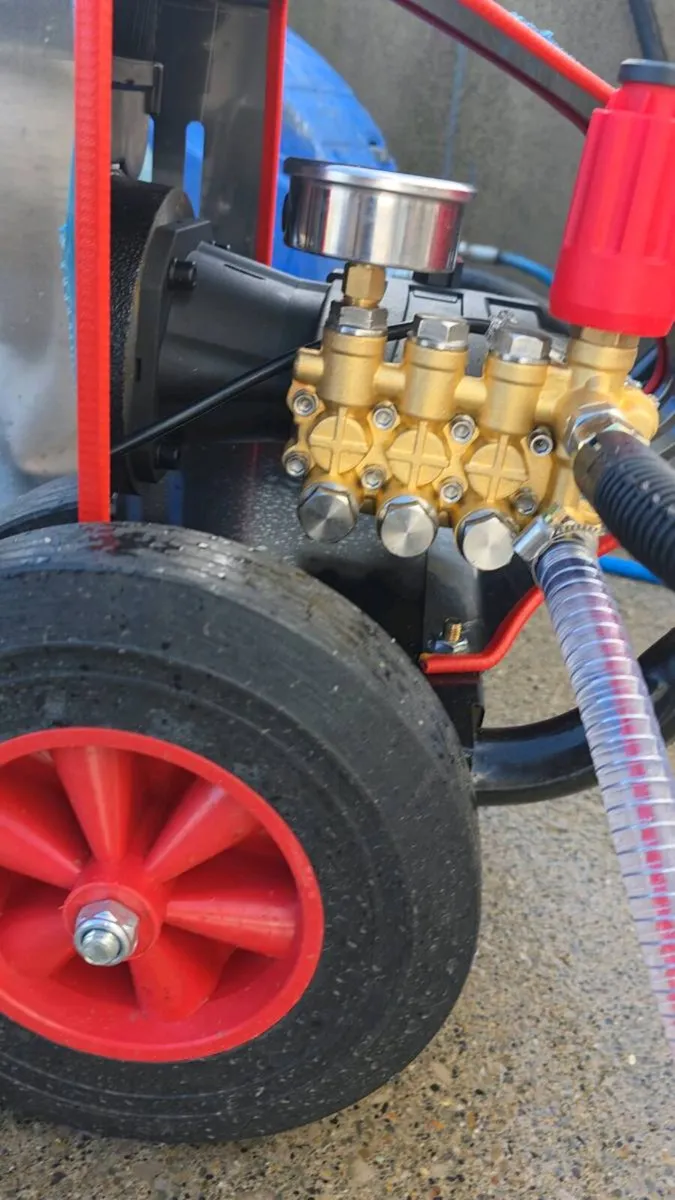 Power washer 2200psi 4kw brand new - Image 3
