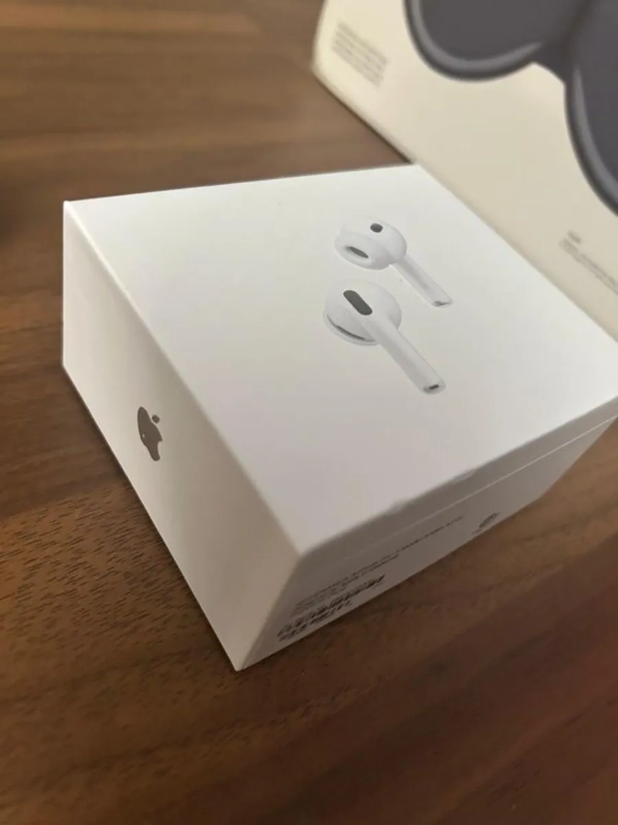 Apple AirPods Pro 3 - Image 4