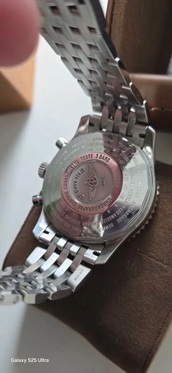 Breitling Navitimer Chronograph GMT 46 - Image 4