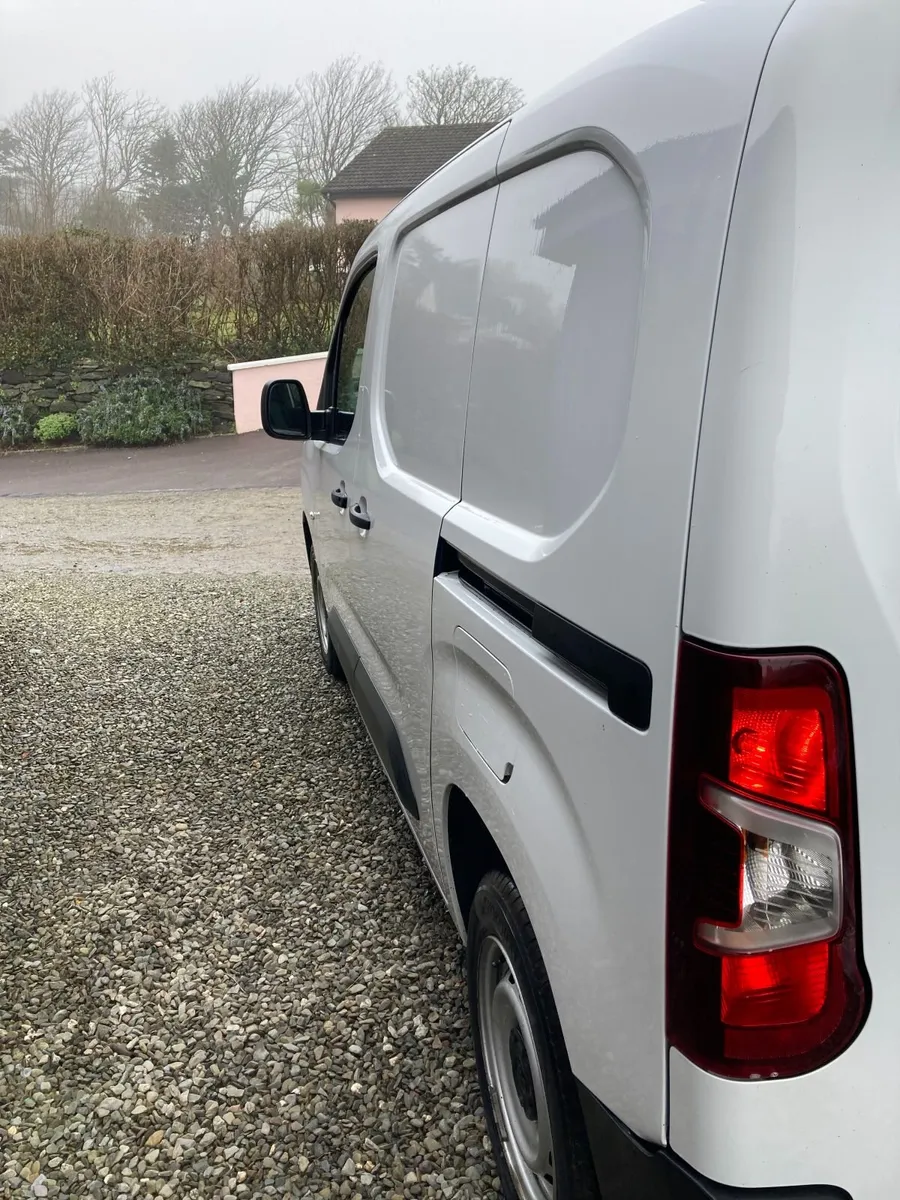 Toyota Proace  City 2023  1.5 GX SWB 100HP NO VAT - Image 4