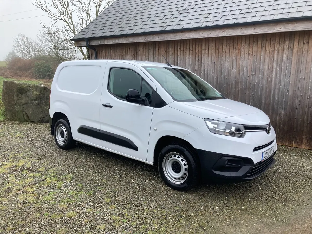 Toyota Proace  City 2023  1.5 GX SWB 100HP NO VAT - Image 3