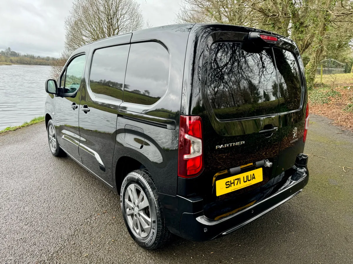 2021 Peugeot Partner Asphalt Premier Auto (VRT€250 - Image 3