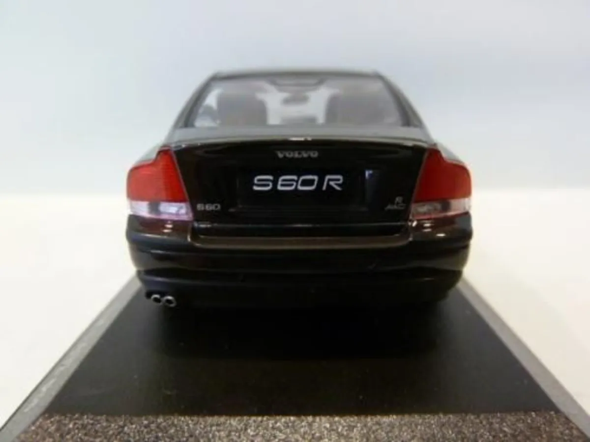 Volvo S60R 2003 Model car 1/43 - Image 3