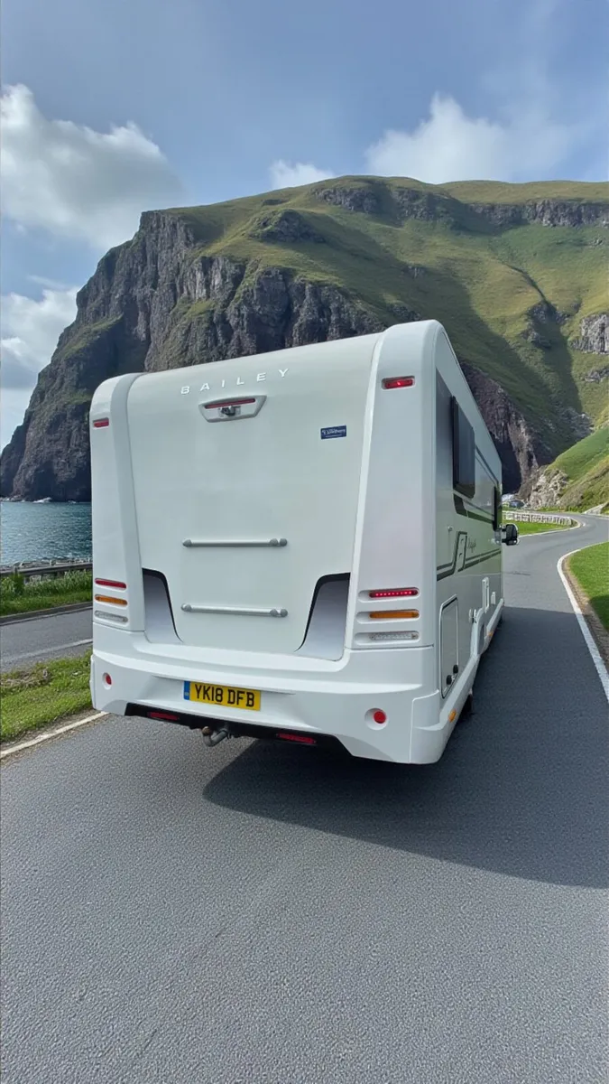 Bailey autograph 79-4 peugoet boxer 160 bhp NI VAN - Image 3