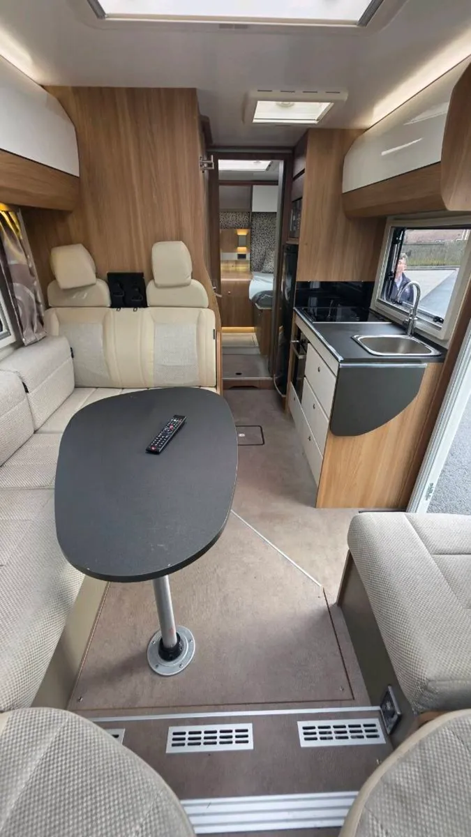 Bailey autograph 79-4 peugoet boxer 160 bhp NI VAN - Image 2