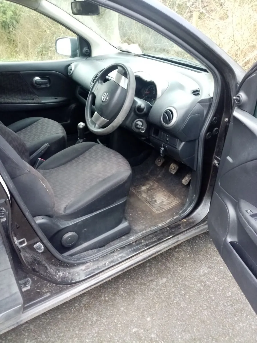 Nissan Note 2011 - Image 2