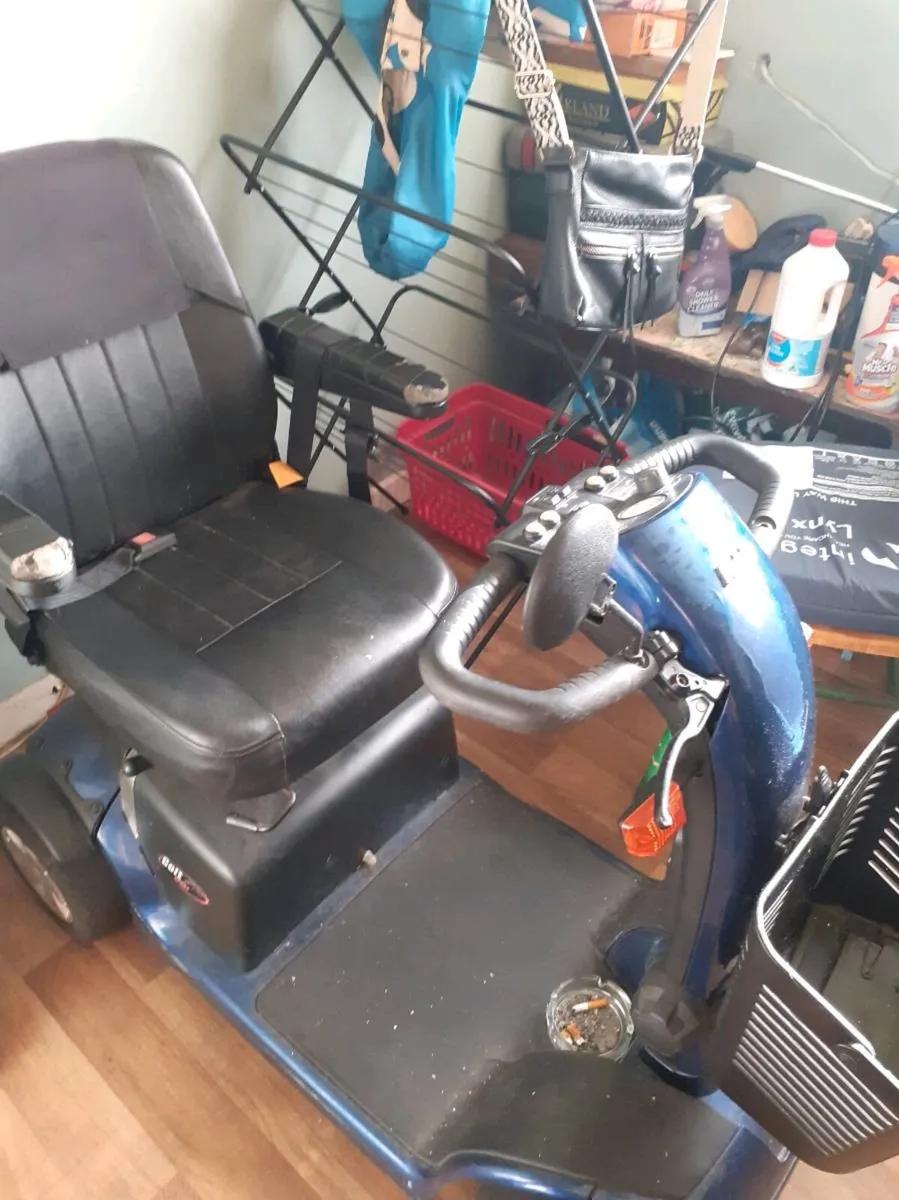 Mobility scooter - Image 2